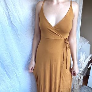 Midi mustard dress